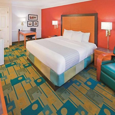 Hotel Baymont By Wyndham Lubbock - Downtown Civic Center Zewnętrze zdjęcie