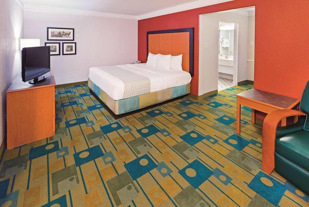 Hotel Baymont By Wyndham Lubbock - Downtown Civic Center Pokój zdjęcie