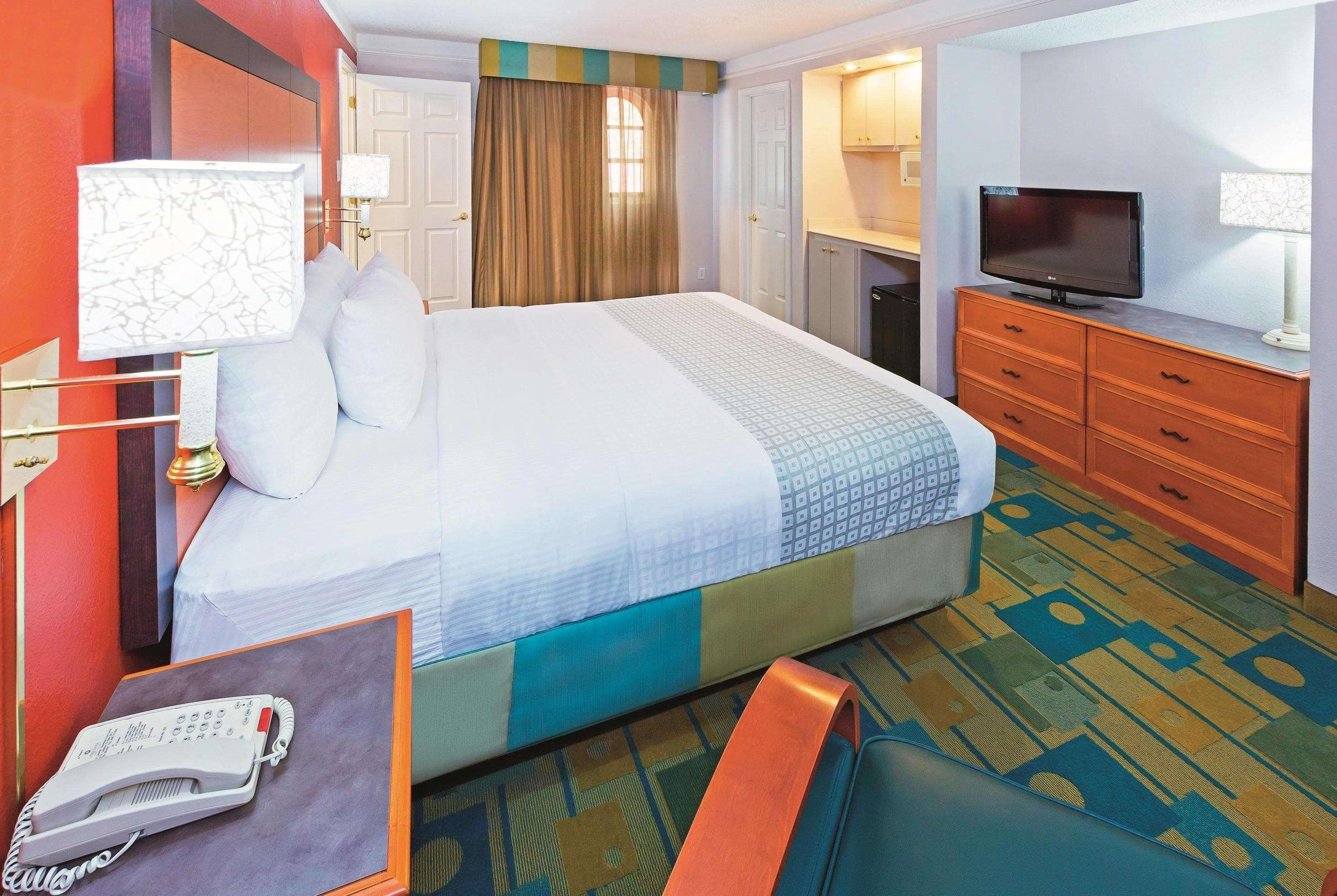 Hotel Baymont By Wyndham Lubbock - Downtown Civic Center Zewnętrze zdjęcie
