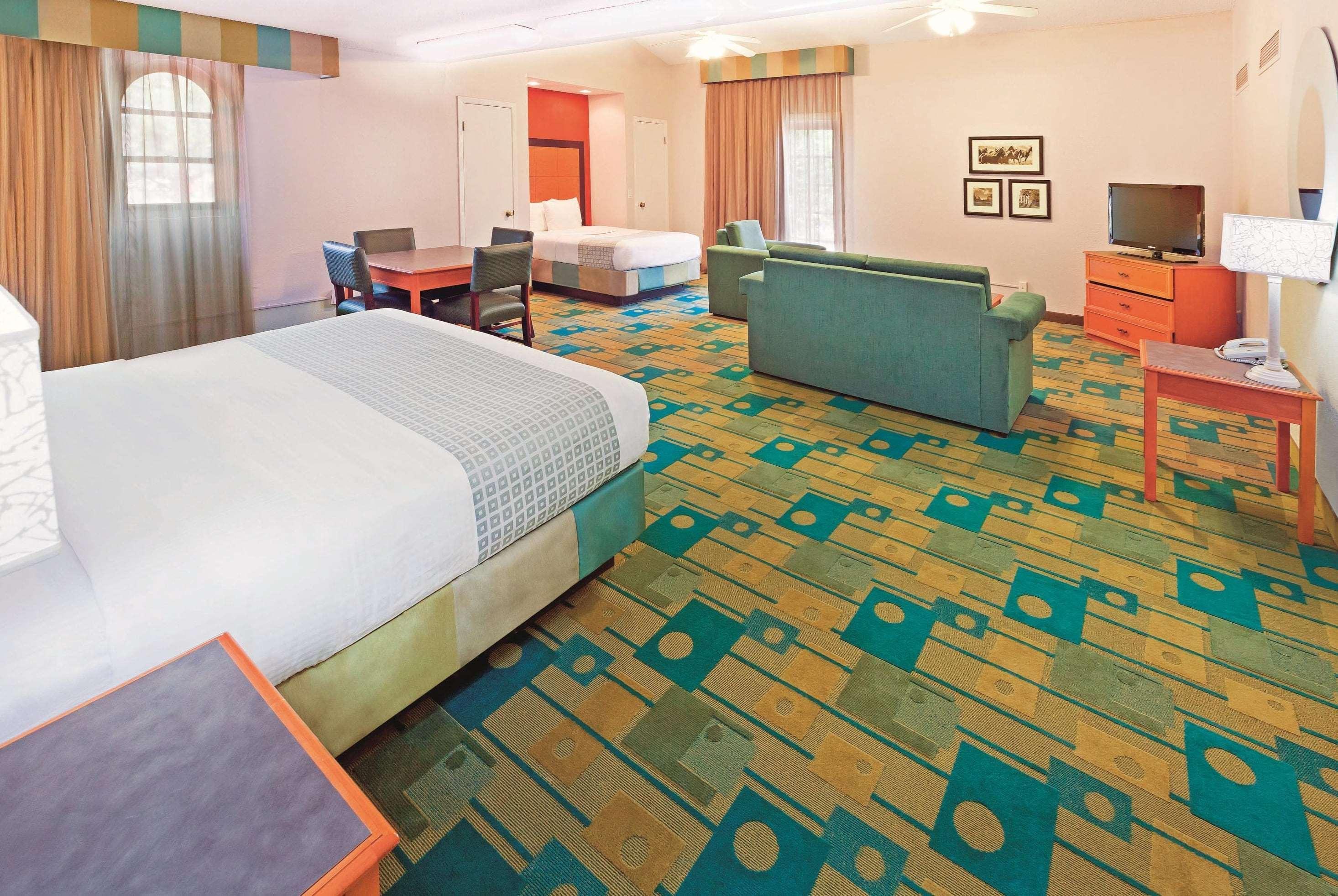 Hotel Baymont By Wyndham Lubbock - Downtown Civic Center Zewnętrze zdjęcie