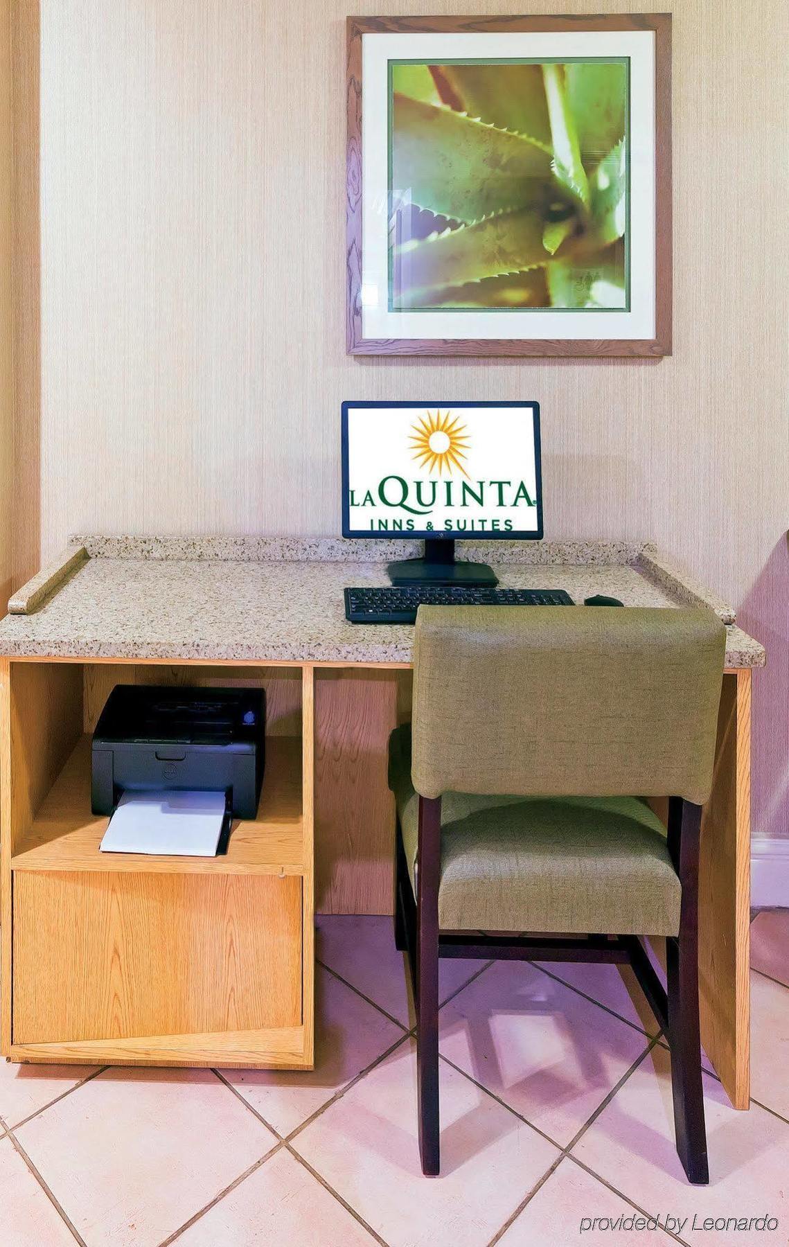 Hotel Baymont By Wyndham Lubbock - Downtown Civic Center Zewnętrze zdjęcie
